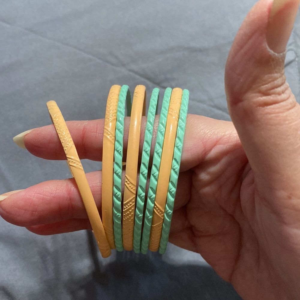 Vintage bangles mint and coral colors - Picture 3 of 3